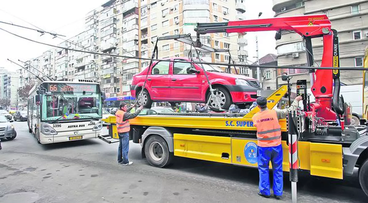 Senatorii le dau veşti bune şoferilor în Săptămâna Mare: Maşinile parcate aiurea nu vor mai fi ridicate!