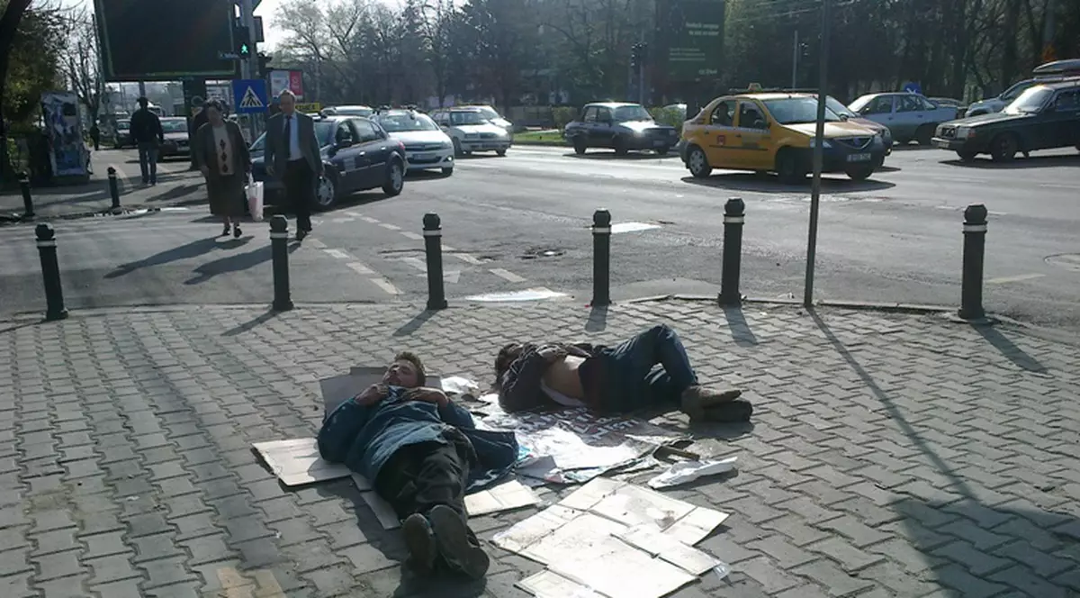 Lăsaţi-i să doarmă! Sunt tare obosiţi!