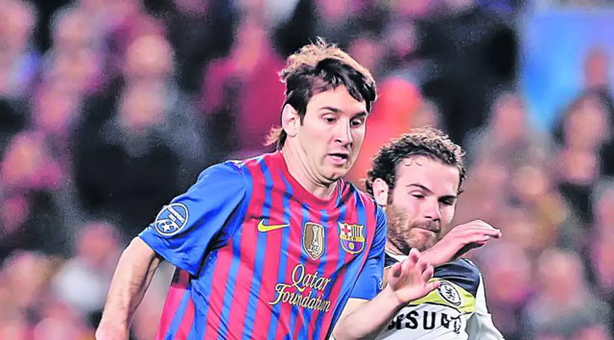 Mihăiţă Neşu a reacţionat după ce Chelsea s-a calificat în finala Ligii Campionilor în dauna Barcelonei: «Piesa asta este hit, tiki-taka a murit!»