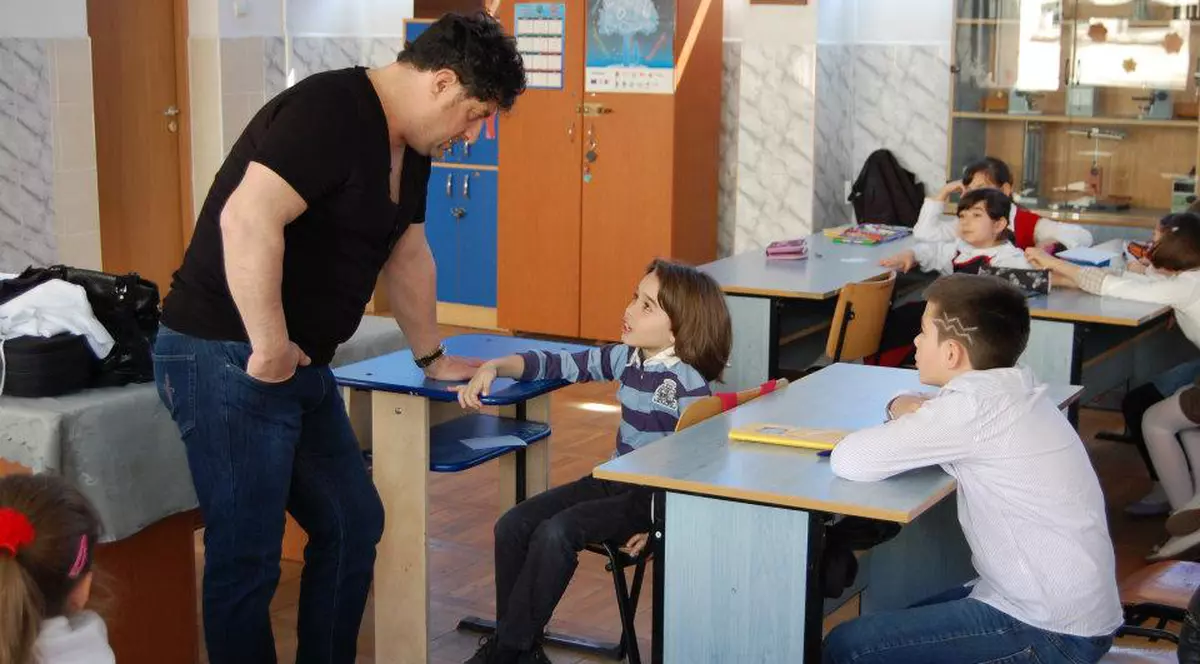 Pentru o oră, Tavi Colen a fost profesor de şcoală generală