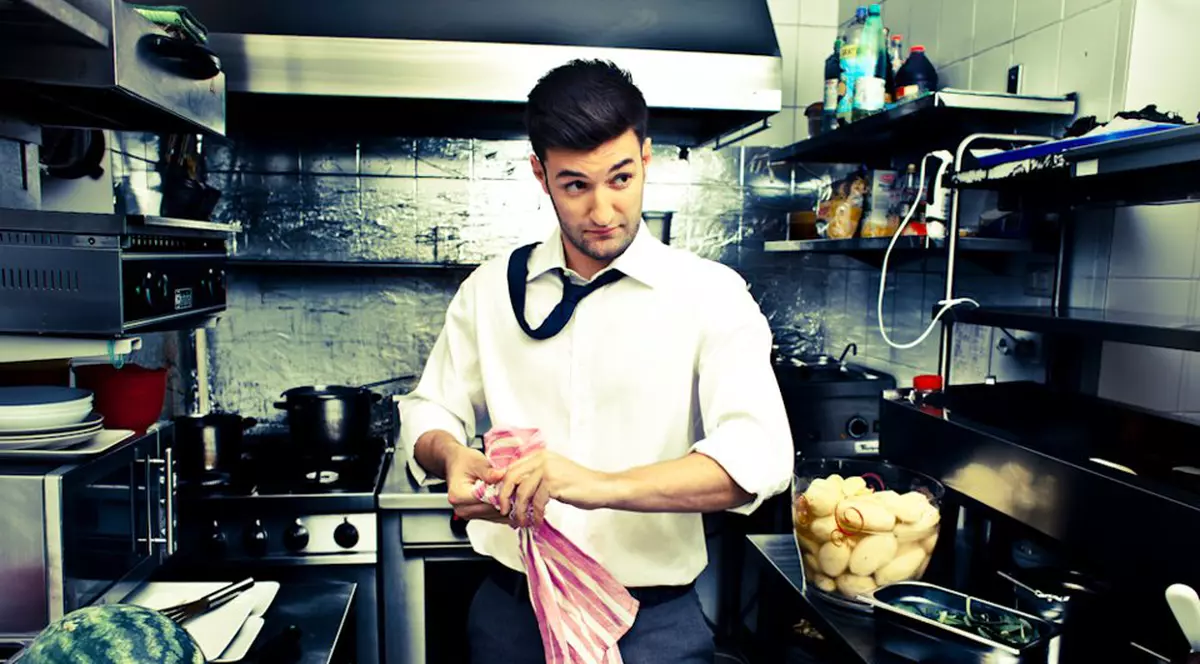 Smiley este foarte atent la silueta sa. A renunţat aproape complet la dulciuri!