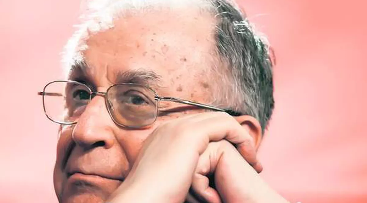 Ion Iliescu, absent de la Congresul PSD din motive medicale