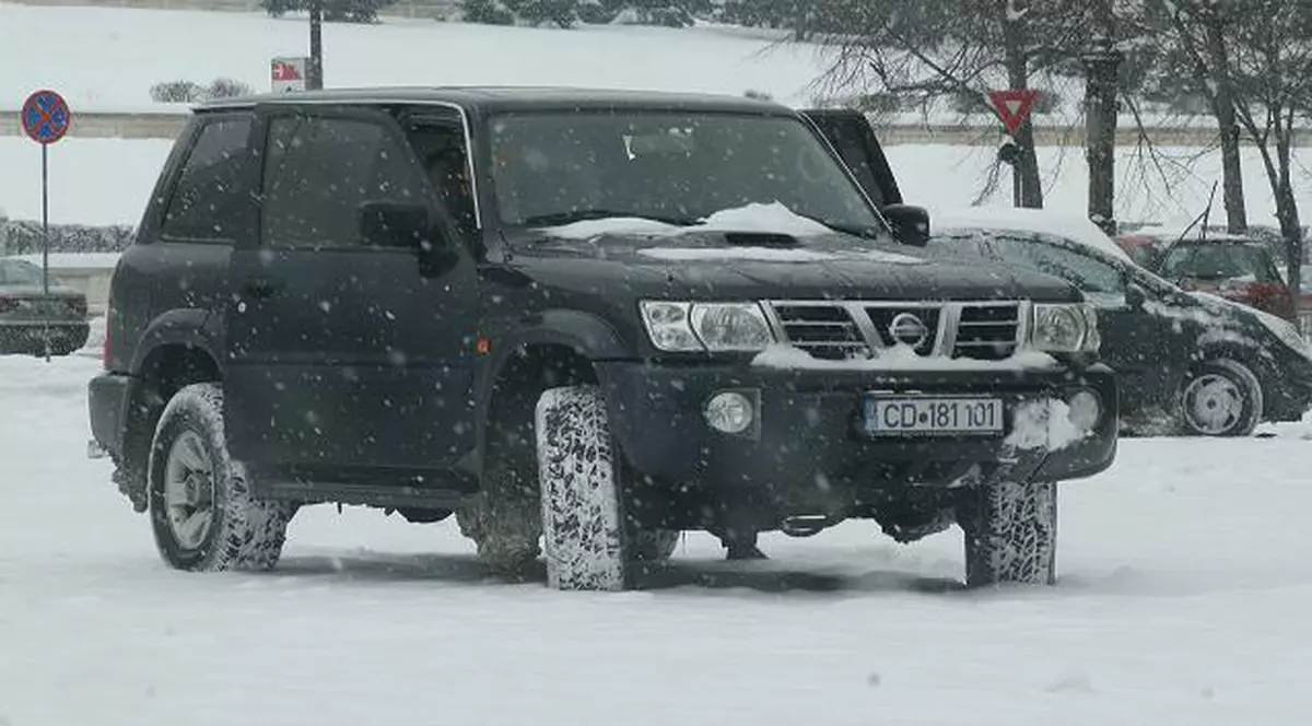 Şeful FMI în România îşi vinde maşina! Află cât cere pe ea şi de ce nu o vrea NIMENI!