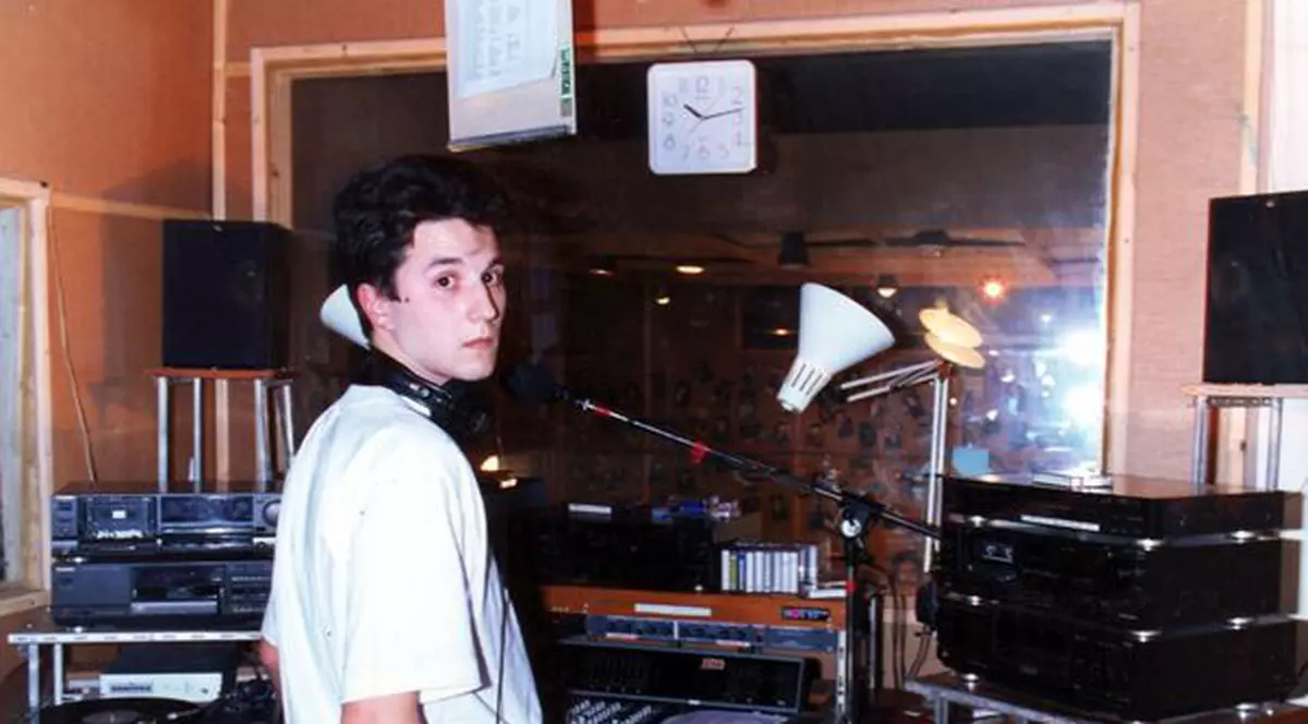 Uite cum arăta Andi Moisescu la apariţia în media!