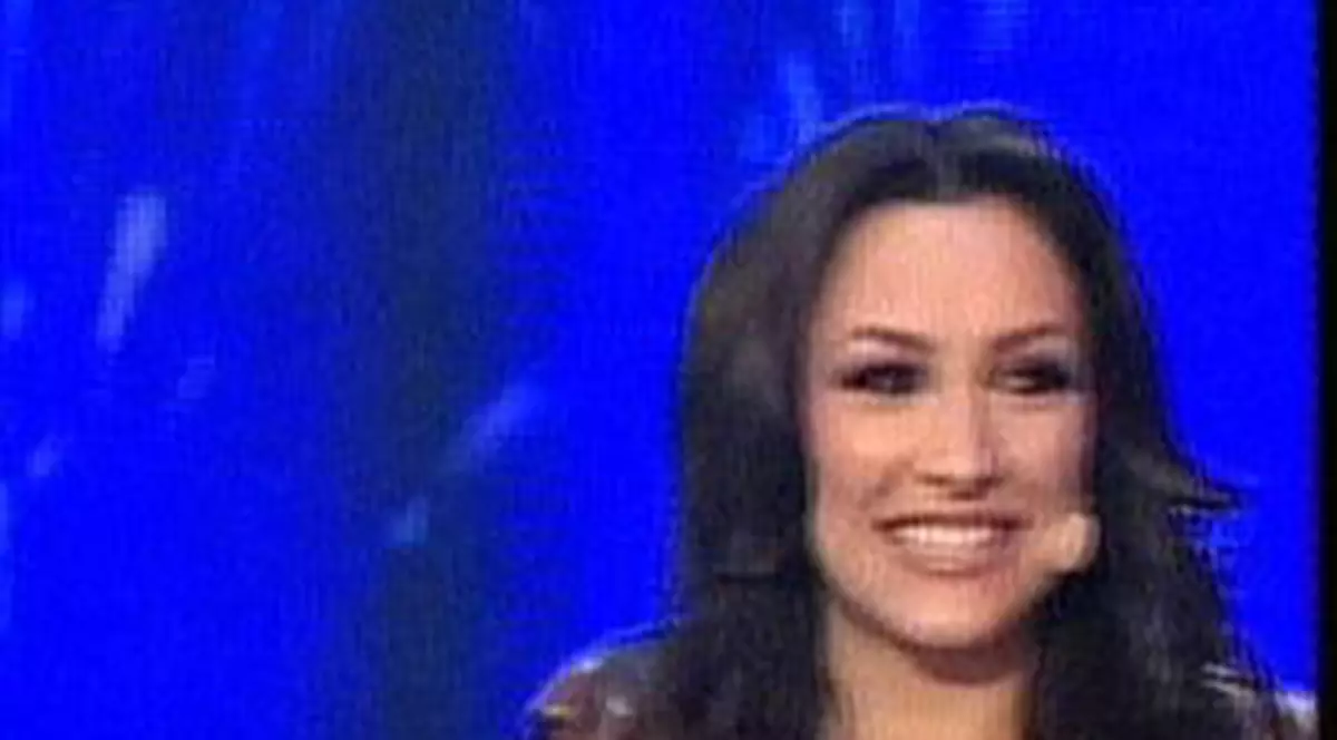 Vezi ce glume face Andra pe tema bustului ei impresionat, la ”Românii au talent”!