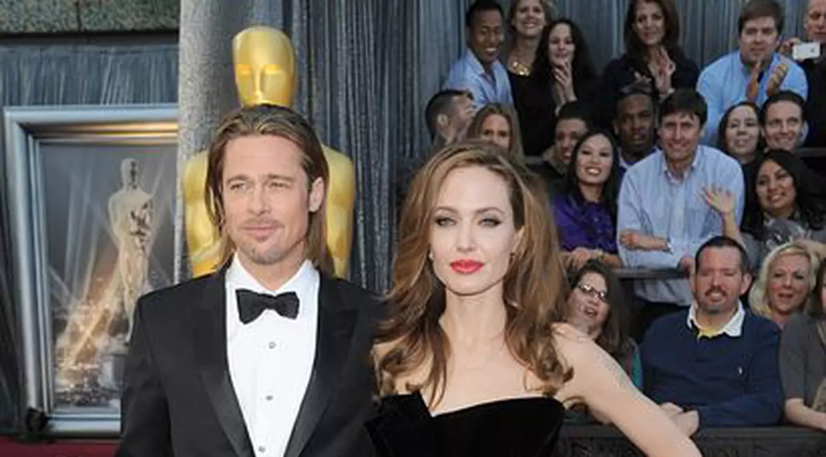 Brad Pitt: "Copiii ne-au spus că trebuie să ne căsătorim ca Shrek şi Fiona"