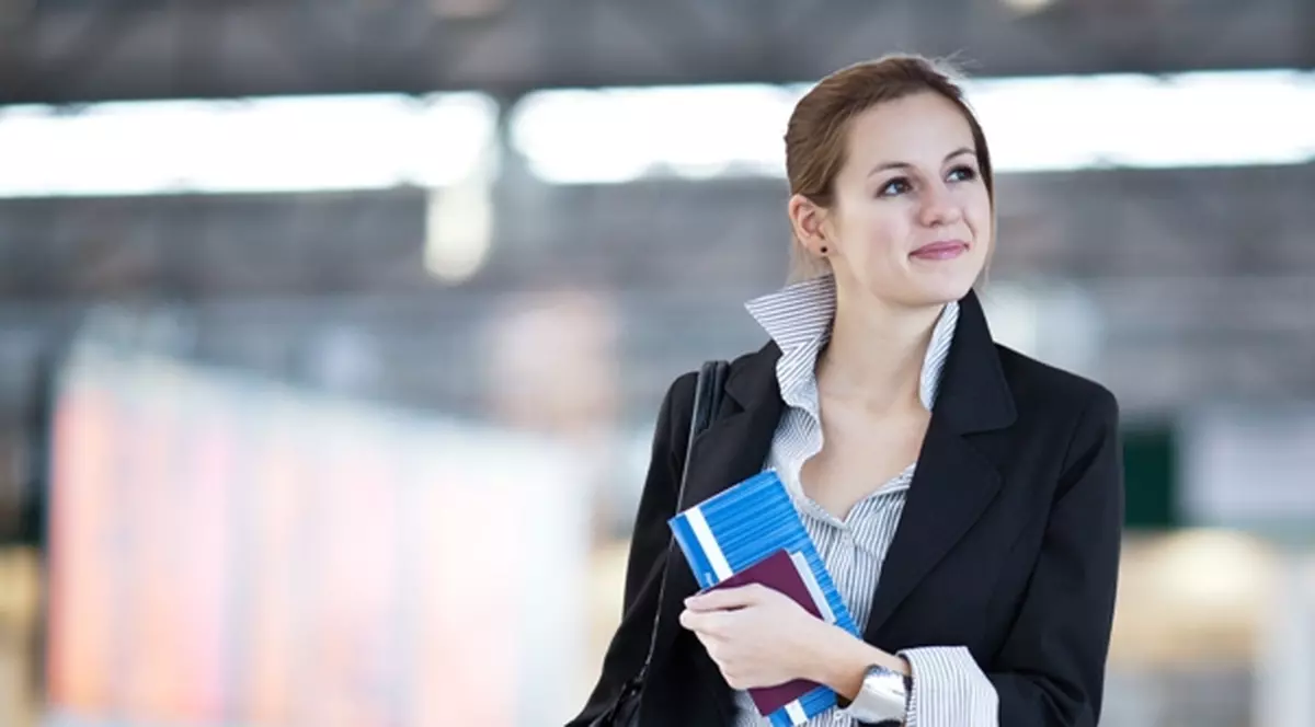 Iată ce drepturi ai când călătoreşti cu avionul. Dacă zborul are o întârziere de 5 ore ai dreptul să ceri banii de bilet înapoi