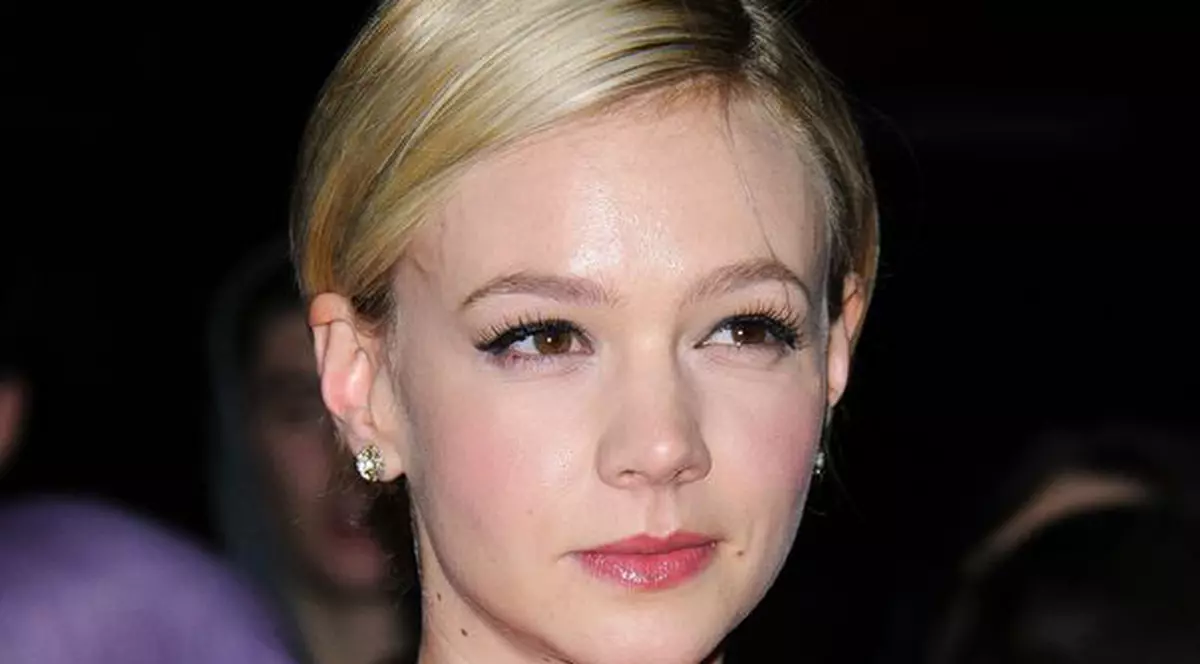 Carey Mulligan s-a căsătorit cu Marcus Mumford