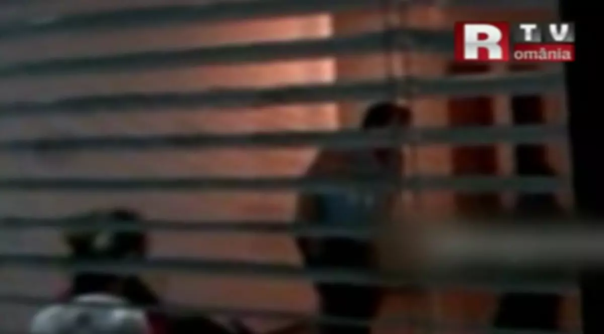 ŞOCANT! Un copil de 10 ani, bătut crunt de părinţii sociali în noaptea de Înviere | VIDEO 