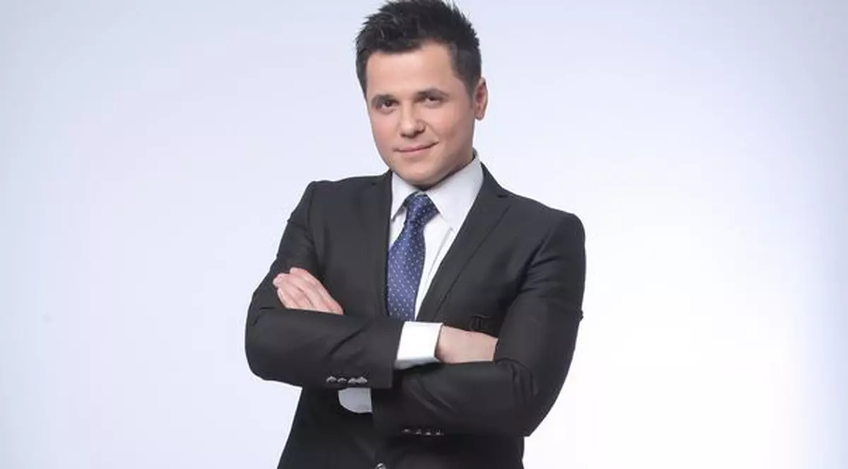 Cove se laudă cu iubita lui: "Nu are operații estetice"