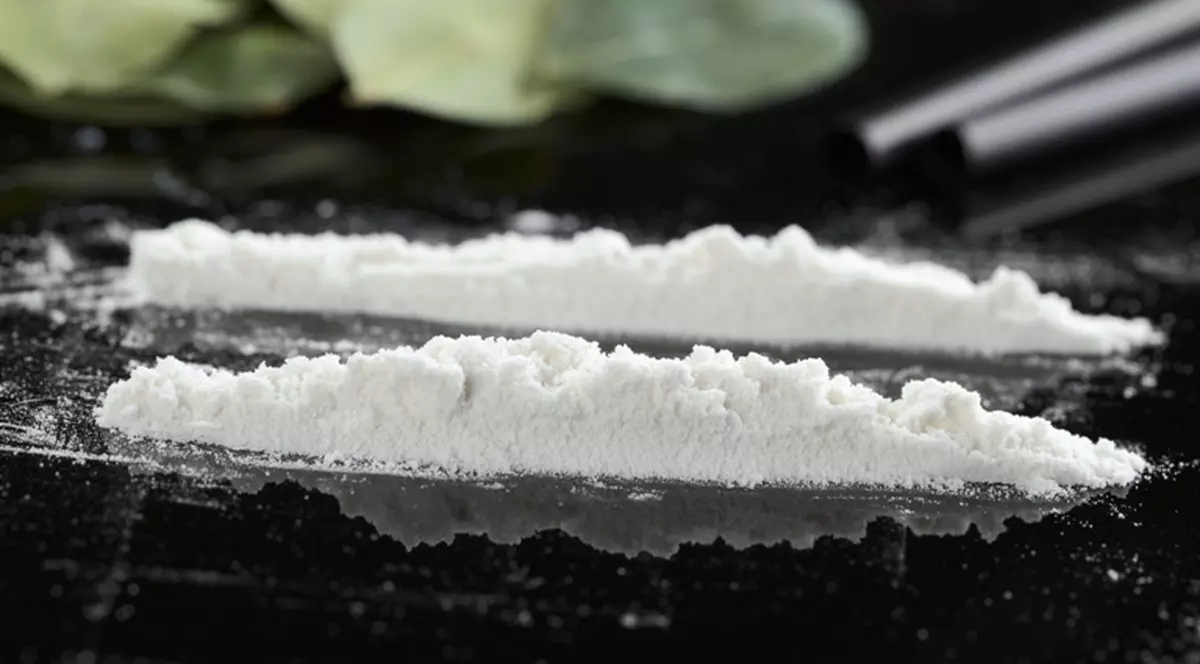 Ofiţerii antidrog: În Sectorul 5 al Capitalei se fac cele mai multe tranzacţii cu stupefiante | EXCLUSIV