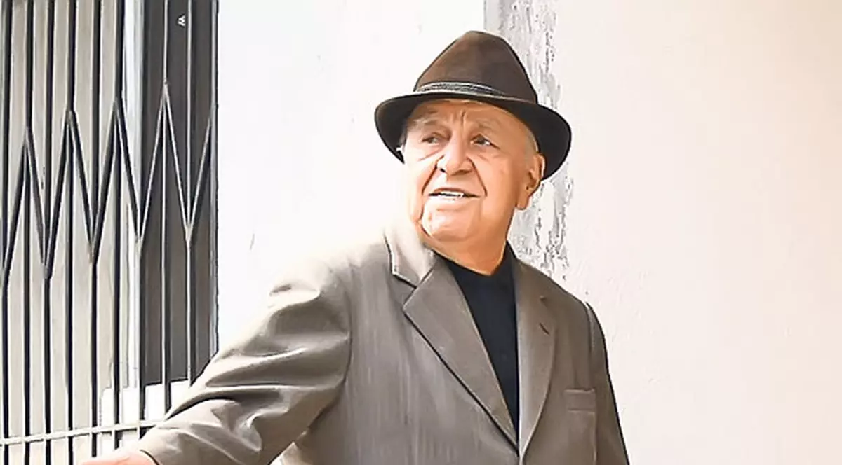 Emil Bobu ajunsese să vorbească oficial chiar şi cu animalele lui Ceauşescu: «Fiţi cuminte, vă rog, tovarăşe Corbu!»