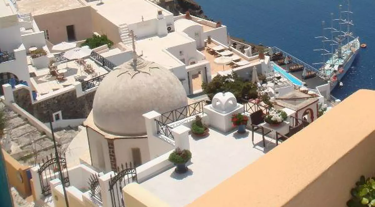 Atenție români care doriți să călătoriți în Grecia! Grevă de 48 de ore a lucrătorilor portuari din Republica Elenă