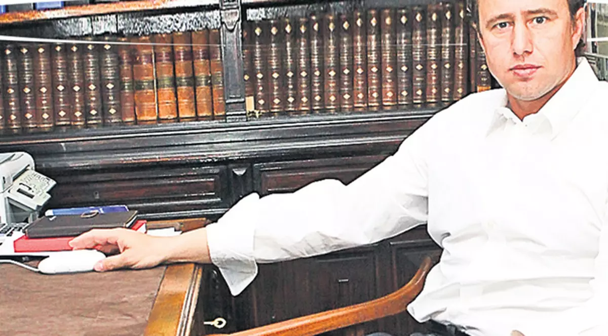 Laurenţiu Reghecampf mătură pe jos cu fotbaliştii care au antrenat în Ghencea: "Depăşiţi total"