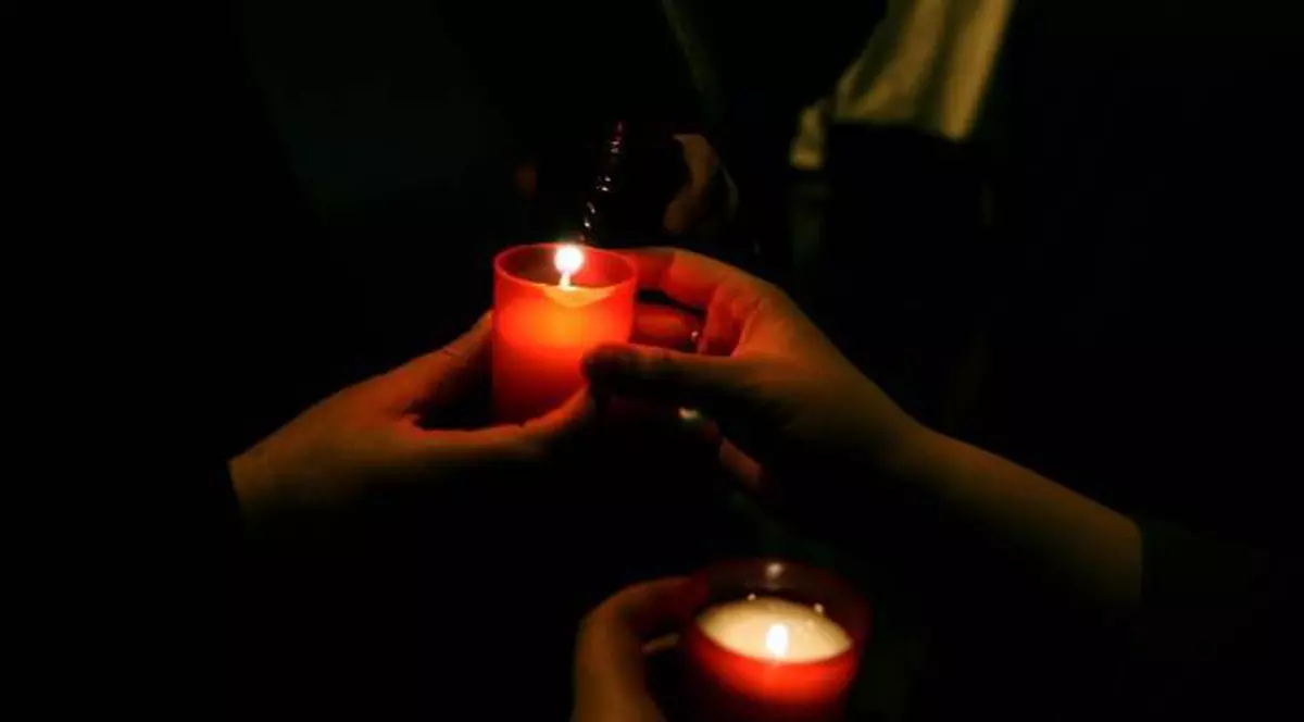 Lumina Sfântă s-a aprins la Ierusalim 