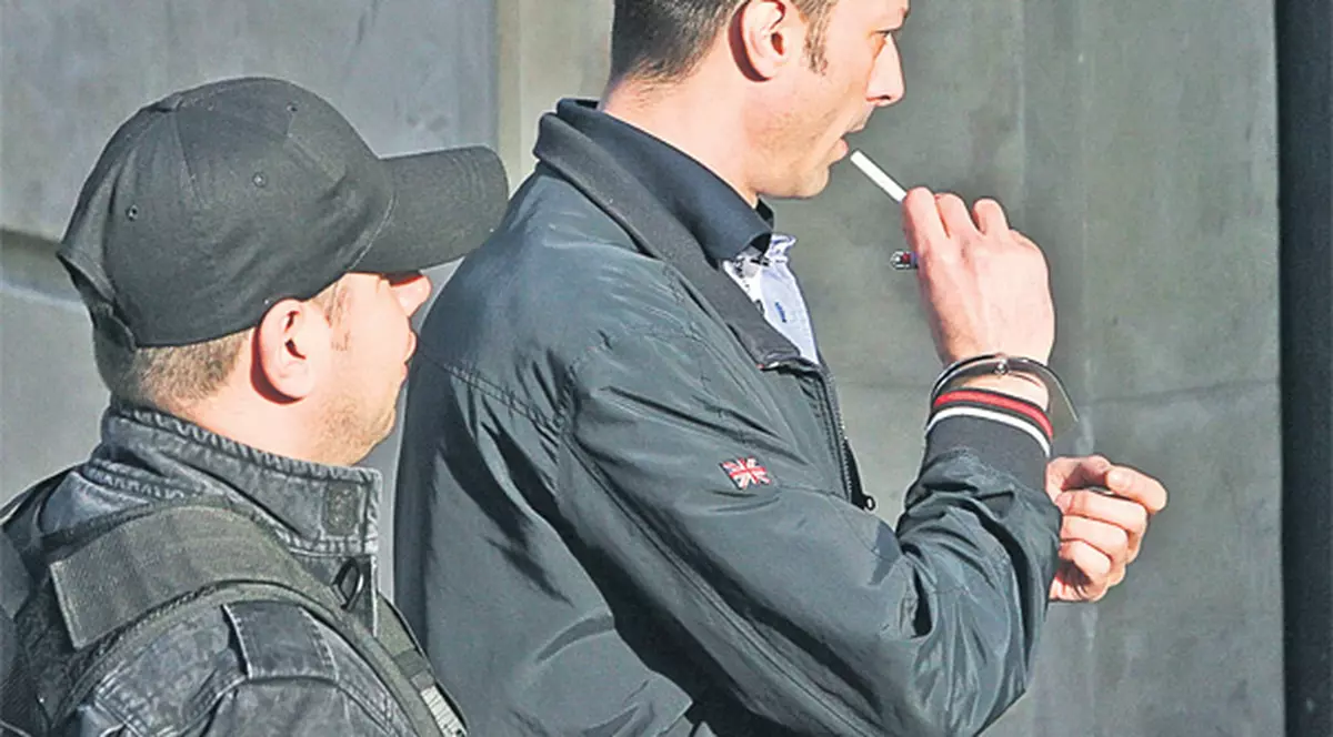 Max Bălăşescu, mort după ţigară înainte de a apărea în faţa magistraţilor!