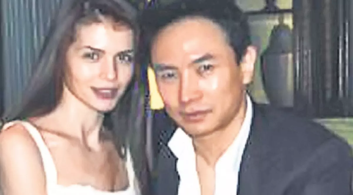 Chuck Norris, nu ţi-e frică de Mr Pink? Ultimele mărturisiri ale «locotenenţilor» chinezului