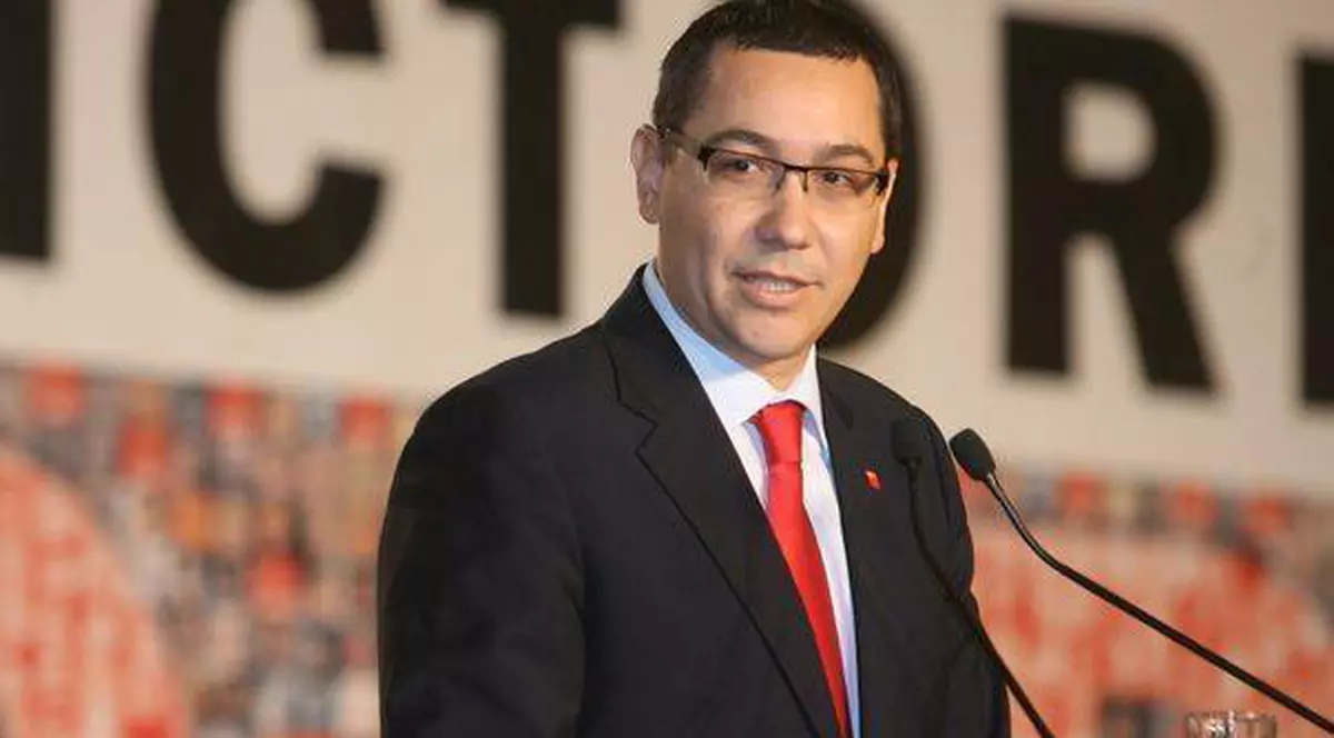 Victor Ponta: "Moţiunea de cenzură este ultimul moment când parlamentarii Puterii pot trece în Opoziție"