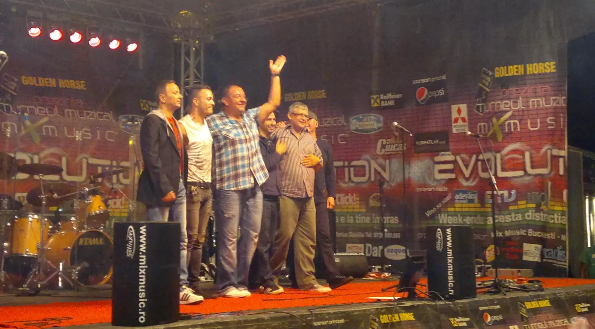 Proconsul concertează la Câmpina şi Slatina