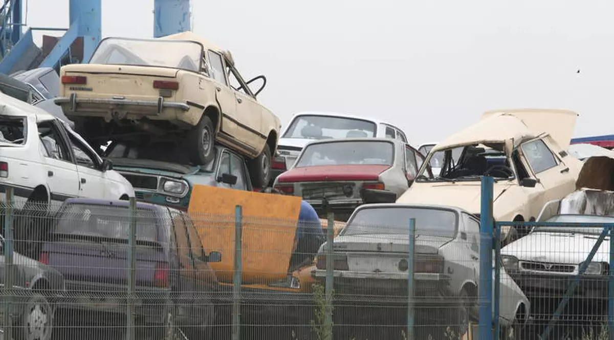 De mâine începe Programul Rabla! Vezi ce condiţii trebuie să îndeplineşti ca să îţi poţi cumpăra maşină cu 2.600 de euro mai puţin