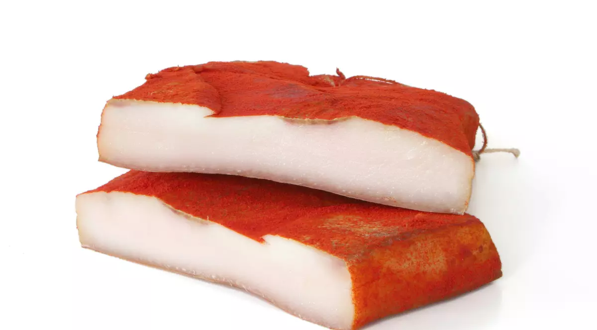 Hoţii au furat până şi slănina din frigider!