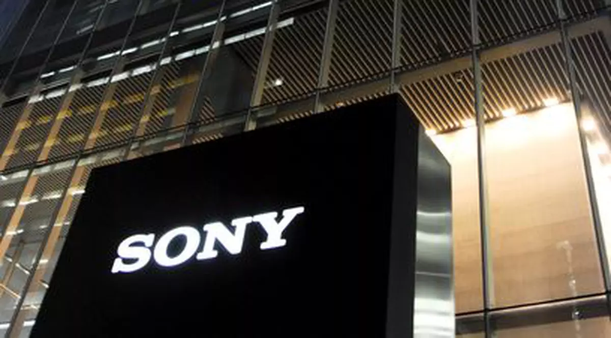 Sony va concedia 10.000 de angajaţi
