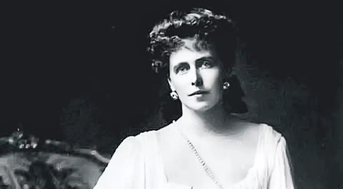 S-a iubit Regina Maria cu o dansatoare?