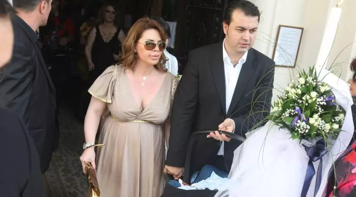Ce bine se înţelege Luminiţa Anghel cu soacra! "Noi nu avem o relaţie noră-soacră, ea este prietena mea"