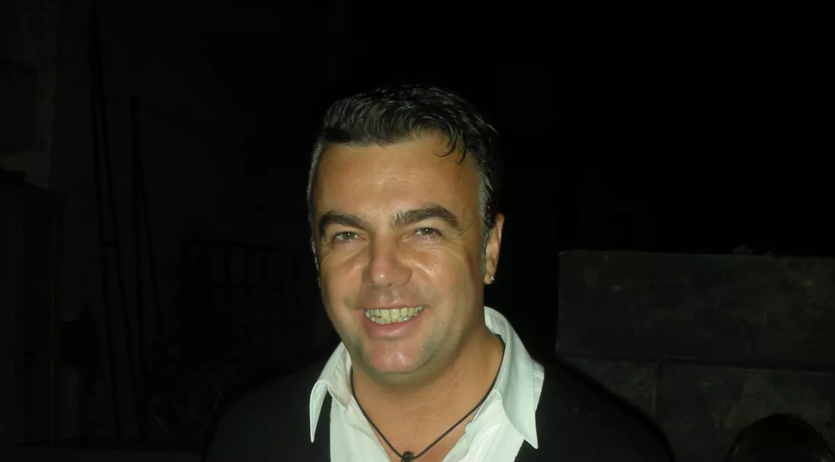 La 46 de ani, Adrian Enache şi-a făcut remixuri pentru a intra în topurile dance europene