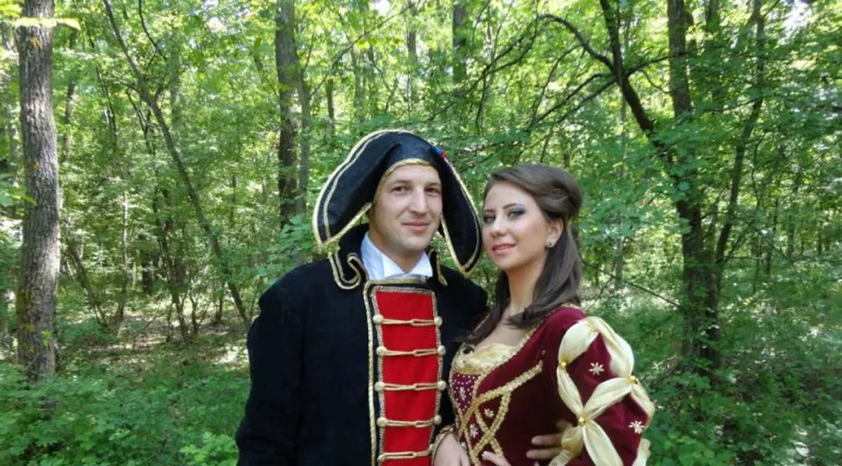 Paris, Londra, Viena, Atena sau Roma? Vezi ce li s-a pregătit concurenţilor de la Mireasă pentru fiul meu!