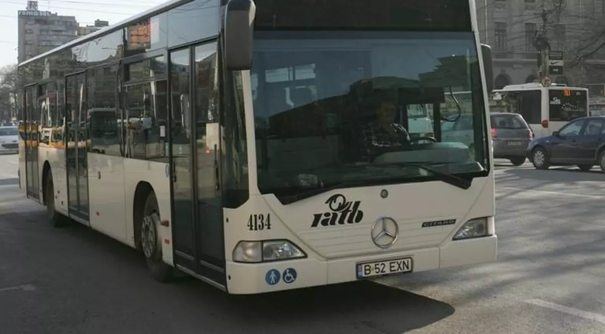 Liniile de troleibuze din zona Piaţa Universităţii vor avea trasee scurtate