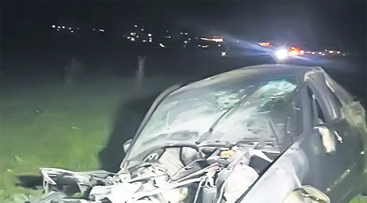 Ghinion la o nuntă din Sibiu. Mirele şi-a distrus maşina alergând după mireasă