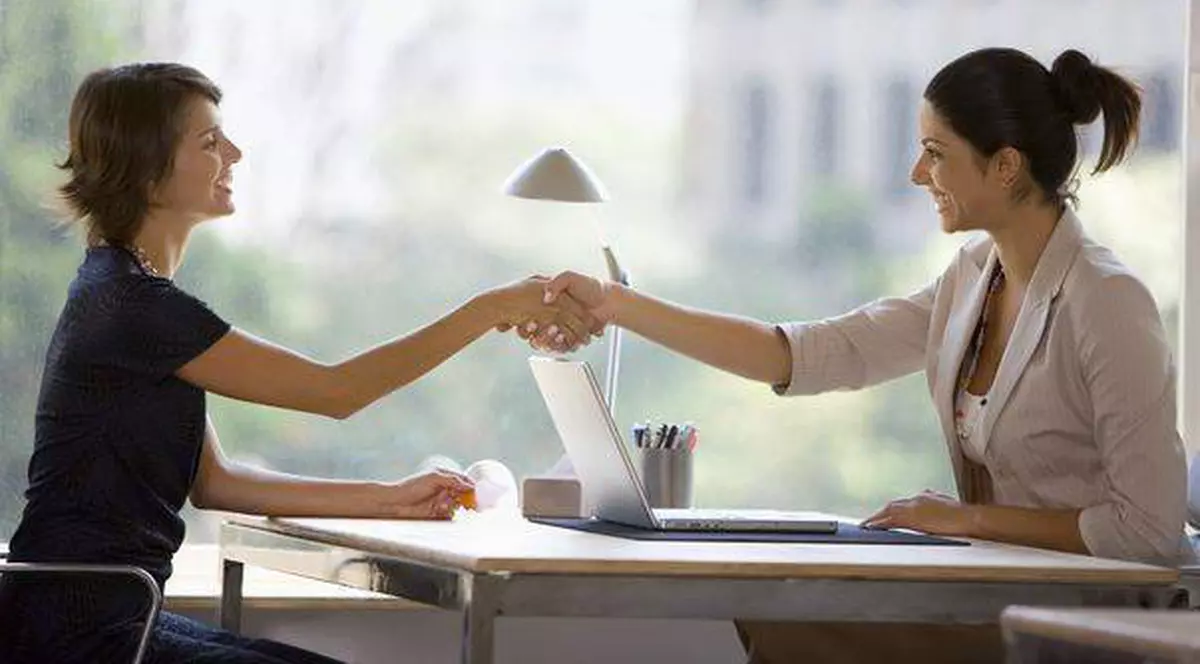 Află cum să ai la început de carieră un salariu mare