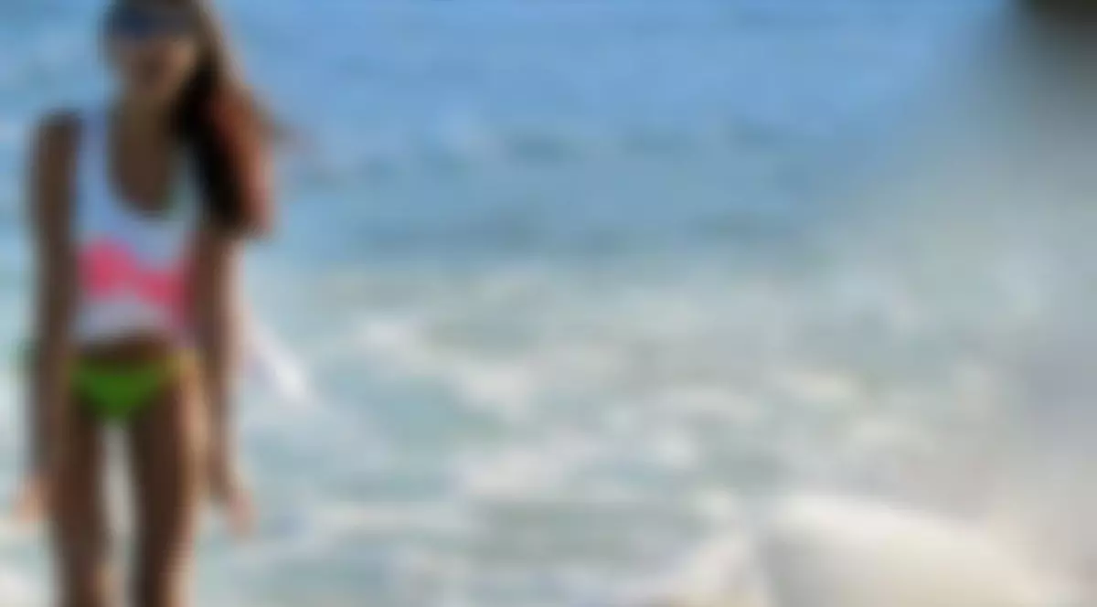 Aşa arată cea mai frumoasă femeie din România, în BIKINI!