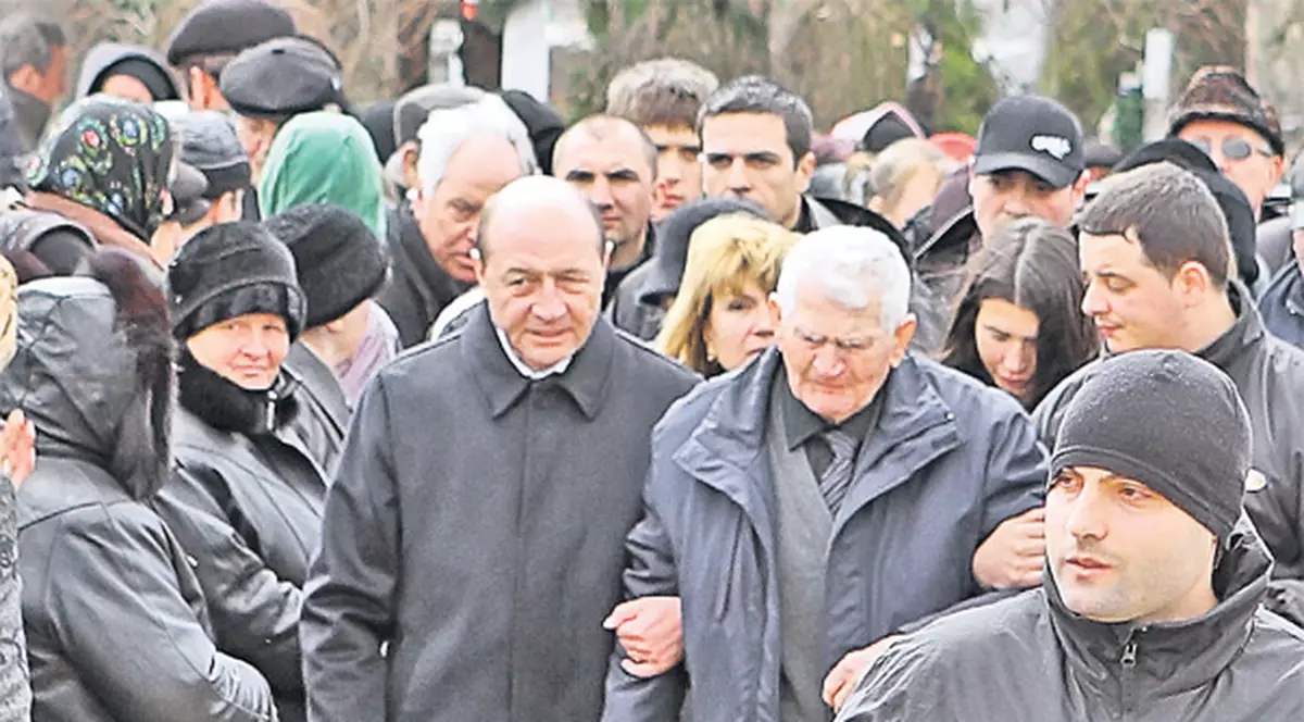 Traian Băsescu și-a mutat socrul la București
