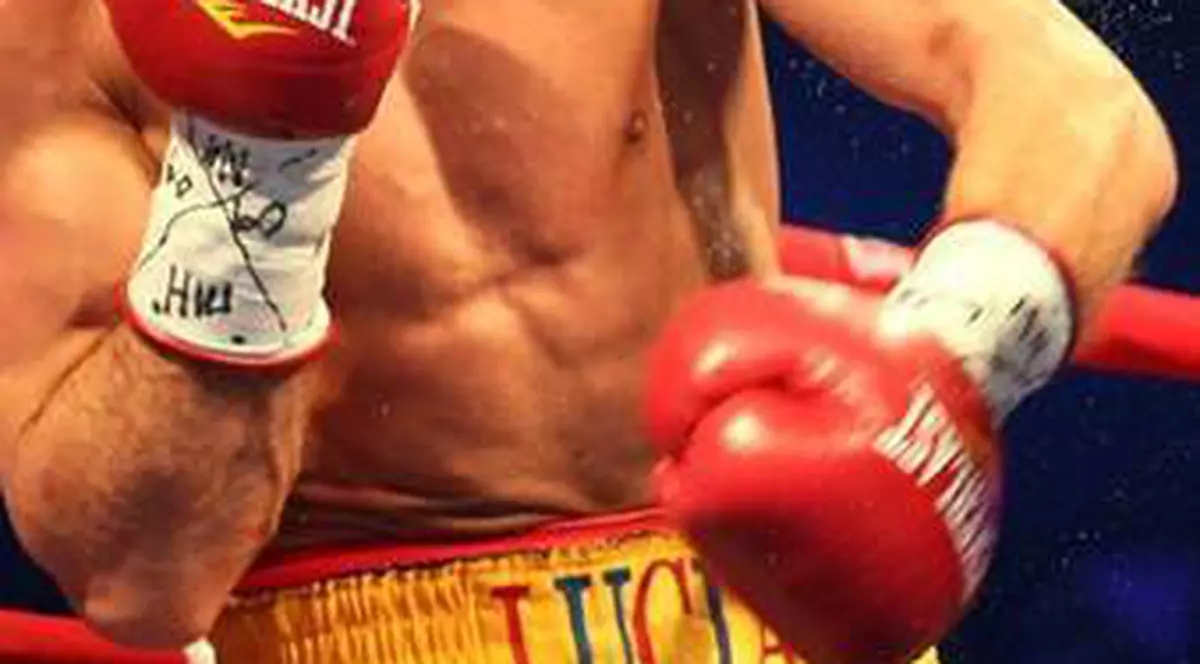 Revanşa lui Lucian Bute se lasă aşteptată