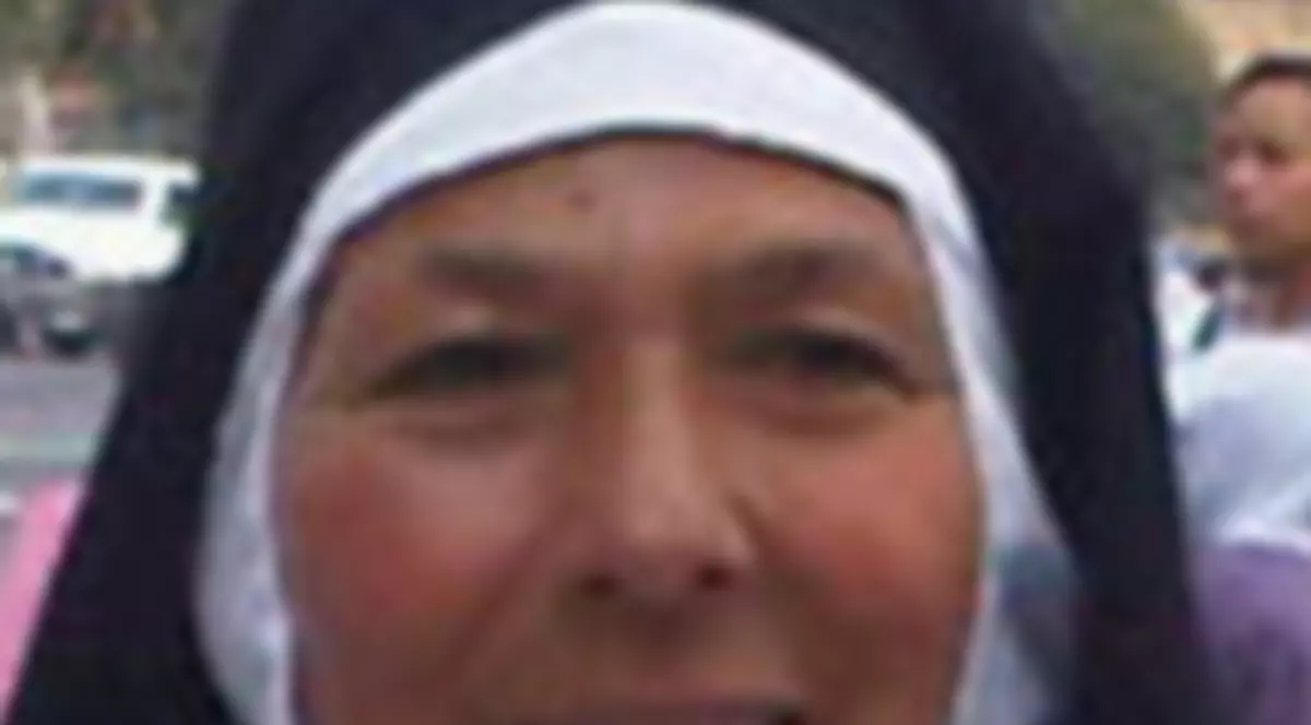 Vei rămâne FĂRĂ CUVINTE! Inocenţa acestei CĂLUGĂRIŢE ascunde un detaliu INTERZIS MINORILOR | FOTO