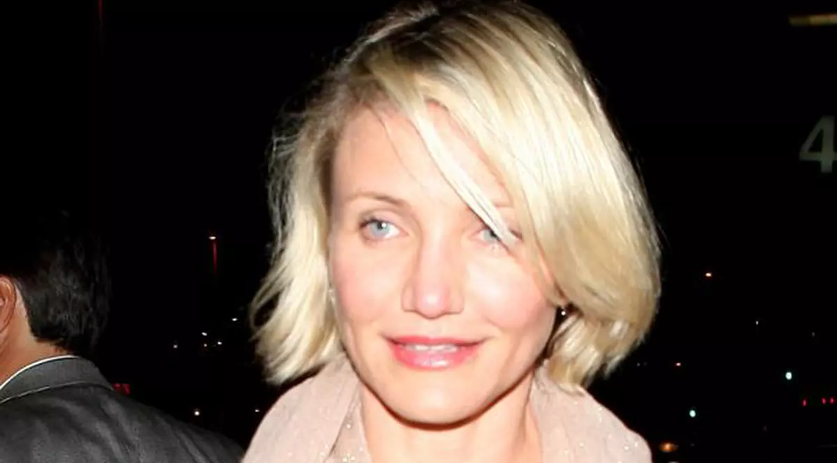 Cameron Diaz a izbucnit în plâns când s-a uitat în oglindă. Află ce i s-a întâmplat!