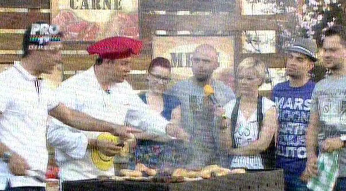 Dezastru în bucătărie! Cătălin Măruță nu știe să facă nici măcar mici la grătar