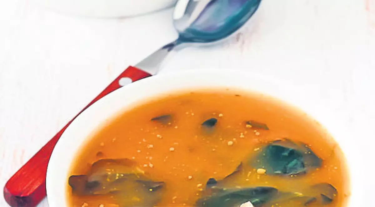 Cel mai prost hoţ din lume e din Iaşi. L-au prins fiindcă a poftit o farfurie de ciorbă. Iar asta nu-i singura lui gugumănie!