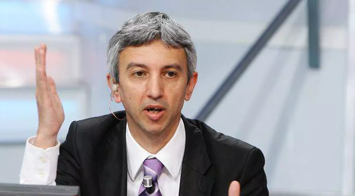 Veşti bune pentru oamenii lui Dan Diaconescu: OTV poate funcţiona până în aprilie 2013