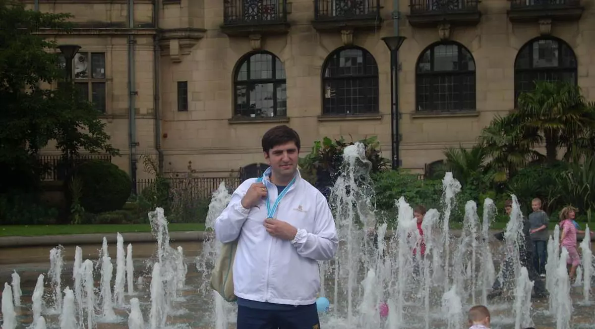 Un român va purta flacăra olimpică pe teritoriul Marii Britanii! Vezi despre cine este vorba