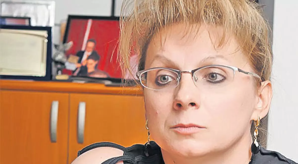 Fosta şefă a SGG, Gabriela Andreescu, a divorţat!