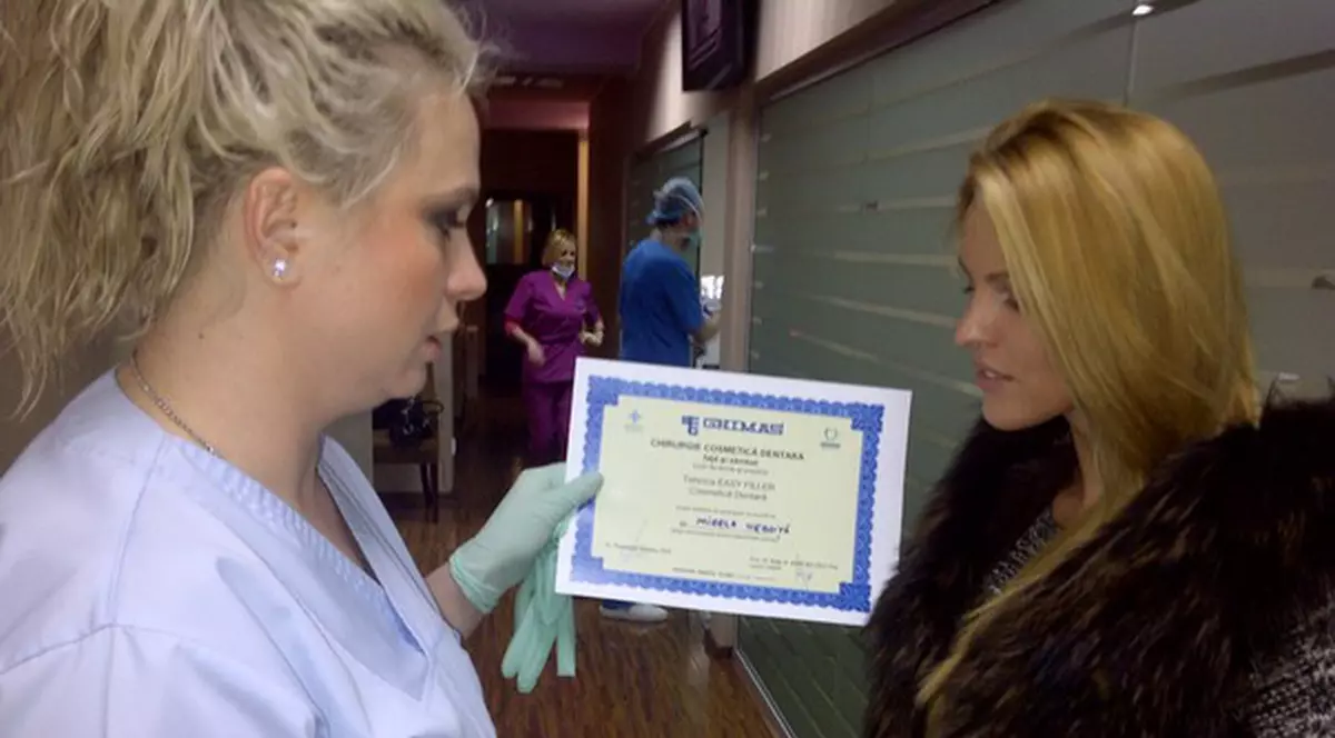 Denisa Nechifor, cosmeticiană cu acte în regulă | FOTO