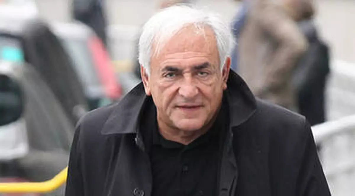 Dominique Strauss-Kahn a depus plângere împotriva femeii care l-a acuzat de viol. Îi cere un milion de euro!