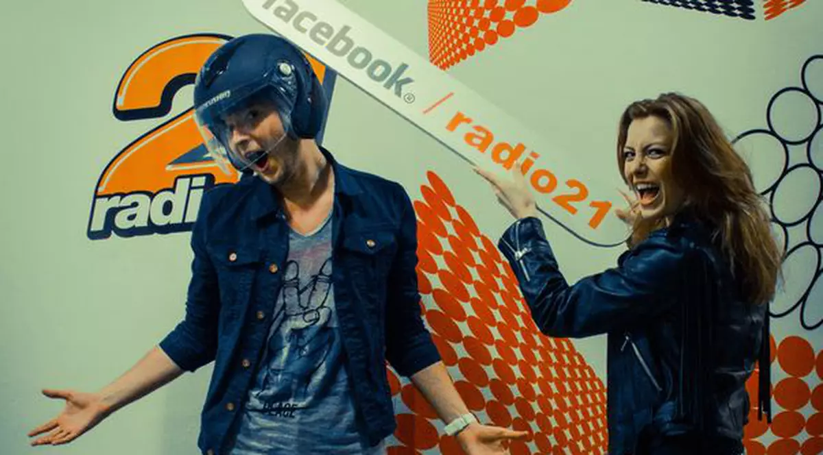 Elena Gheorghe: "Nu îmi ascund soţul!"