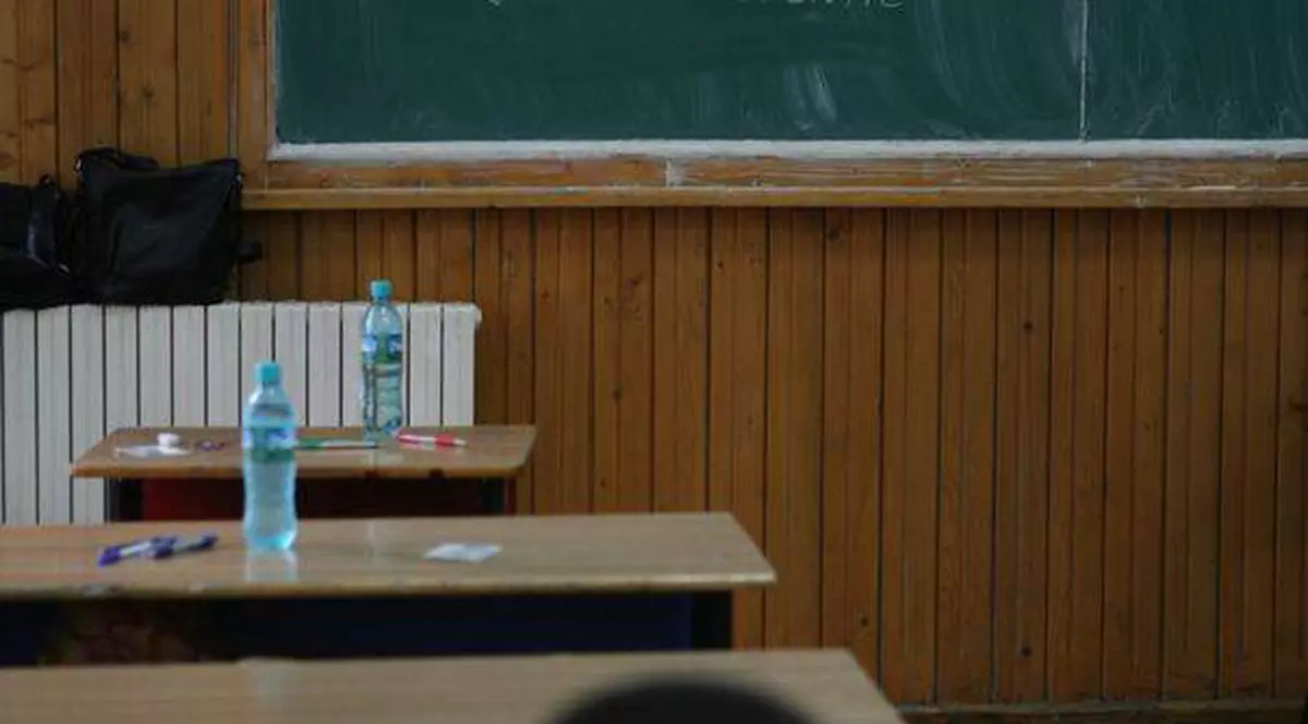 Elevul din Filiași a murit în urma unui stop cardio-respirator provocat de o lovitură în abdomen