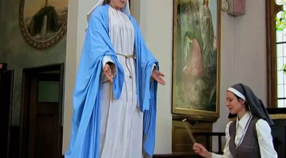 Zice că vorbeşte cu Fecioara Maria