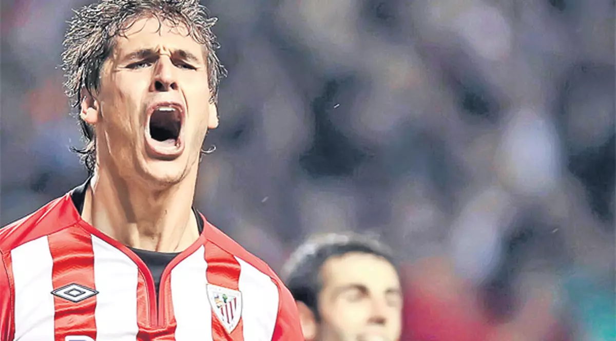 Fernando Llorente (Bilbao) și Radamel Falcao (Atletico Madrid) sunt atacanţii care se vor bate pentru trofeul Europa League