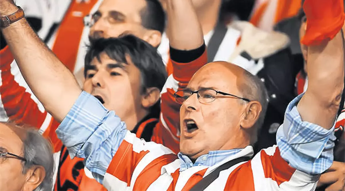 18.000 de suporteri vin la Bucureşti